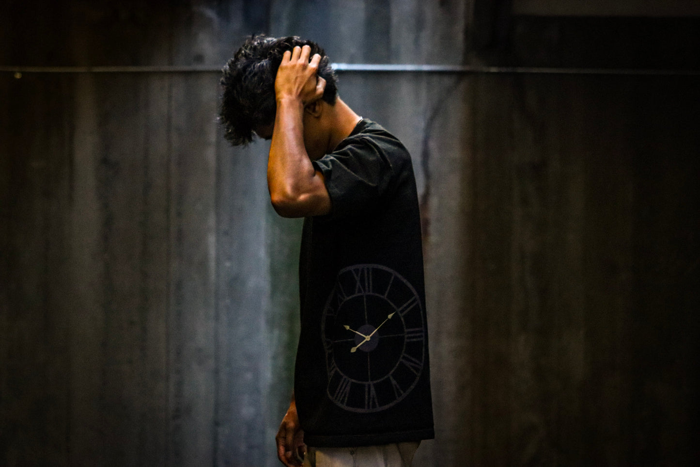 Black Tee
