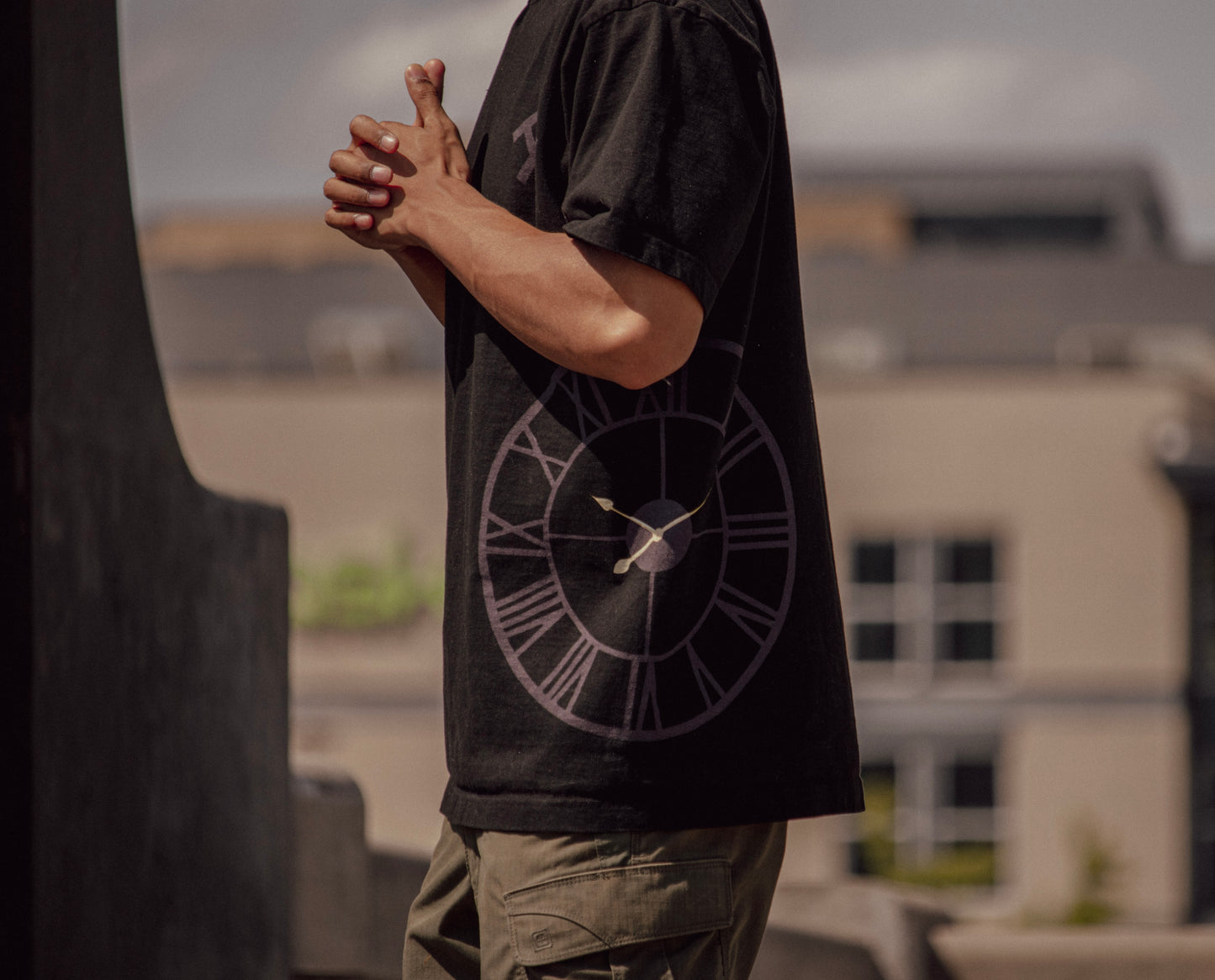 Black Tee